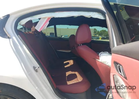 2025 BMW 3 Series 330I from USA, damaged, VIN 3MW69CW04S8F18319